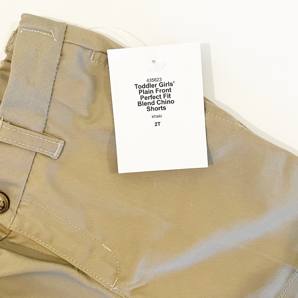 NWT Lands’ End girls size 2 khaki shorts - Picture 3 of 7